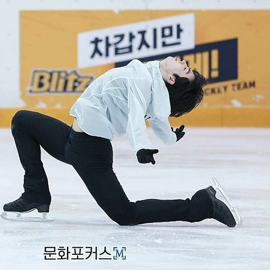 Penampilan Cha Junhwan yang paling disukai hari ini