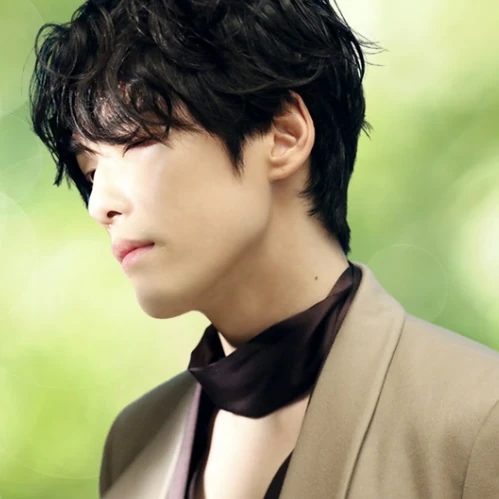 The most loved look of Kim Junghyun today