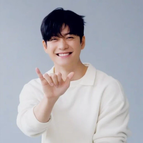 Top moment of Kang Taeoh selected by the fandom