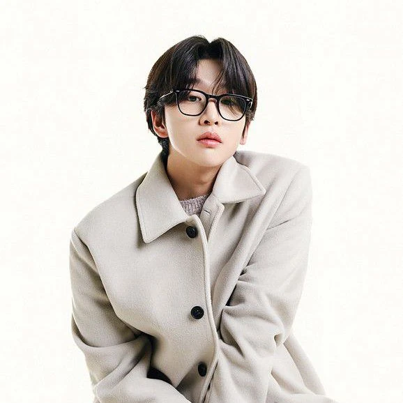 Top moment of Kim Yoonwoo chosen by fans
