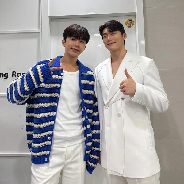 The most loved look of Jeon Jonghyeok today