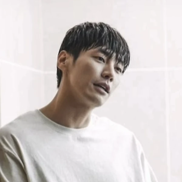 Top moment of Kim Youngkwang chosen by fans