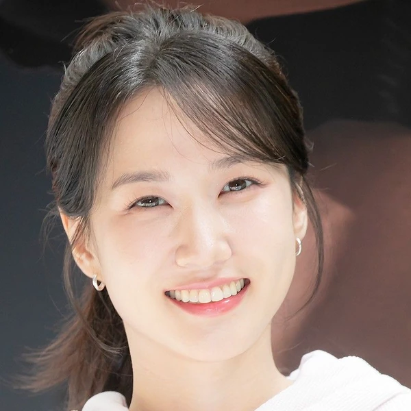 Popular photo full of fans’ love for Park Eunbin