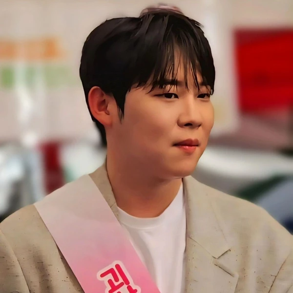 Popular photo full of fans’ love for Jinuk
