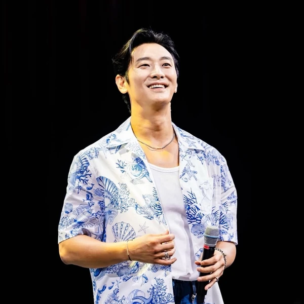 今天最受喜愛的朱智勛模樣