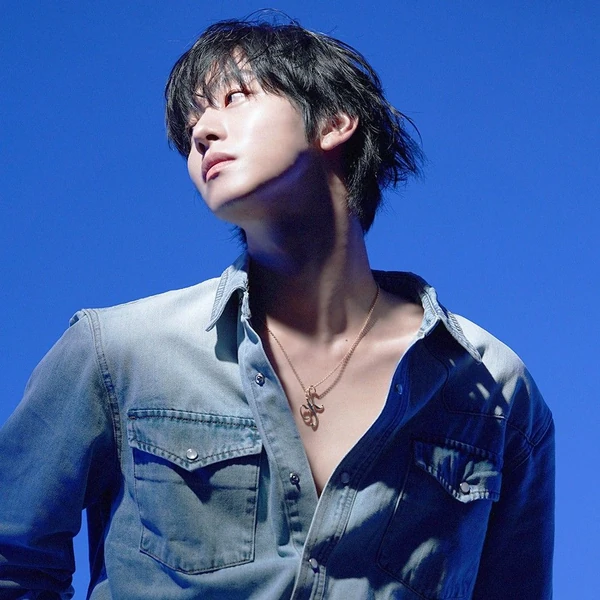 Popular photo full of fans’ love for Ahn Hyoseop