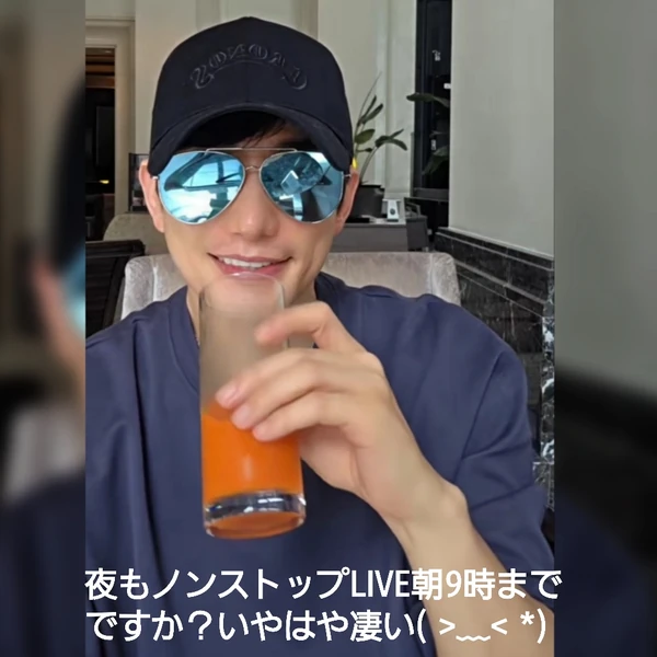 今天最受喜爱的朴施厚模样