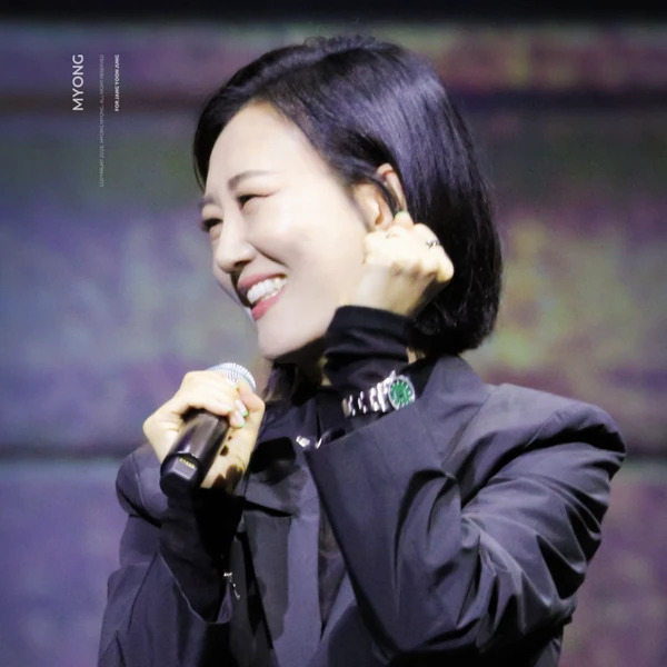 The most loved look of Jang Yoonjeong today