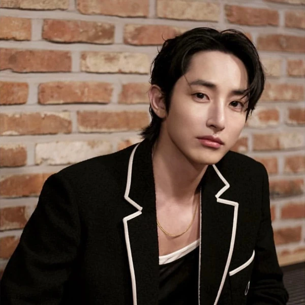 The most loved look of Lee Soohyuk today