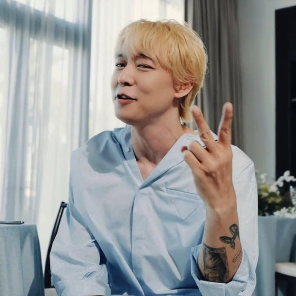 Popular photo full of fans’ love for Park Yoochun