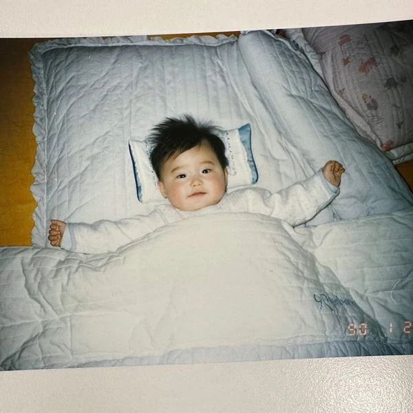 充滿粉絲愛的李鍾碩人氣照片