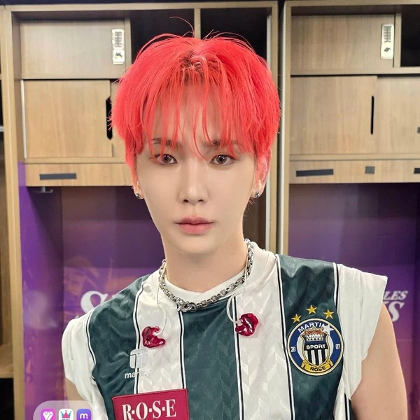 Popular photo full of fans’ love for Key