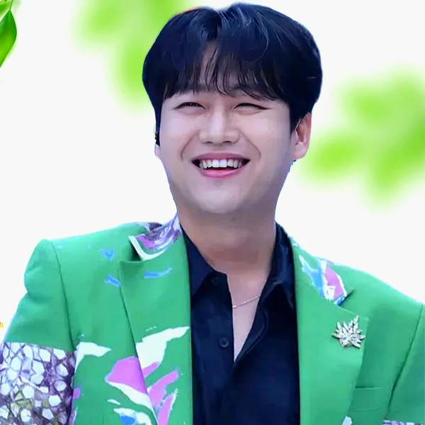The most loved look of Min Soohyun today