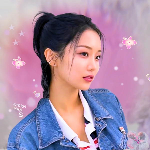 Popular photo full of fans’ love for Kim Soyeon (2004)
