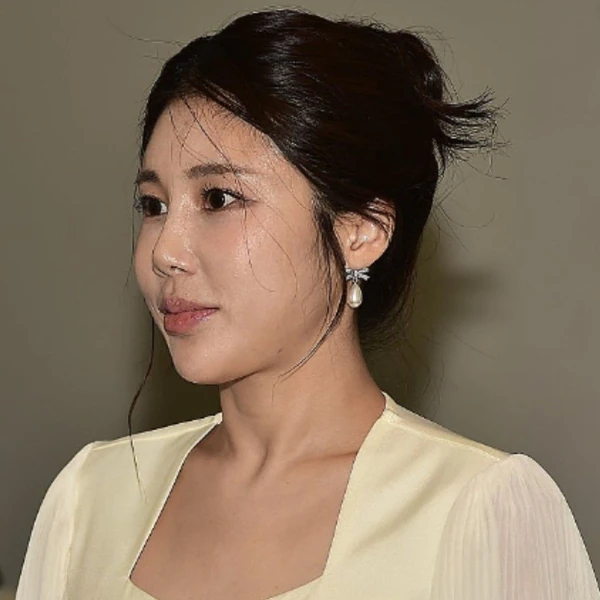 Popular photo full of fans’ love for Kim Soyou