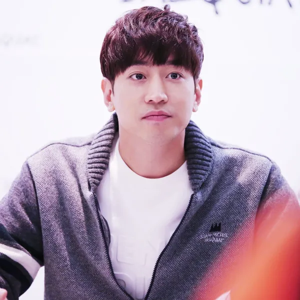 The most loved look of Mun Junghyuk (Eric) today