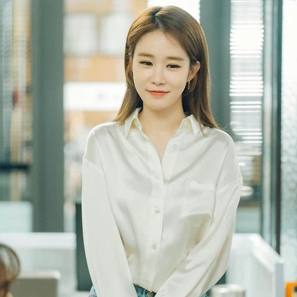 Popular photo full of fans’ love for Yoo Inna