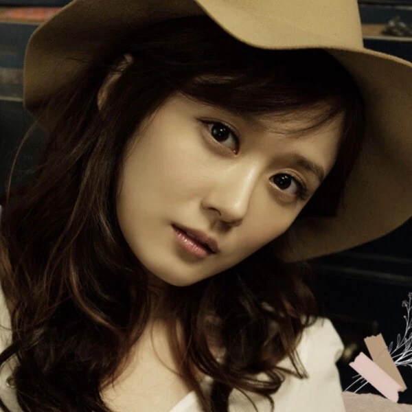 The most loved look of Jang Nara today