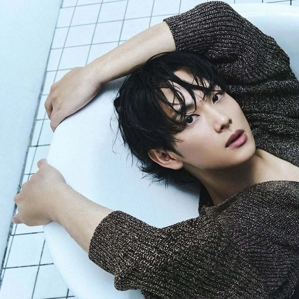 Top moment of Yim Siwan chosen by fans