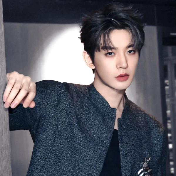 The most loved look of Deng Wei today