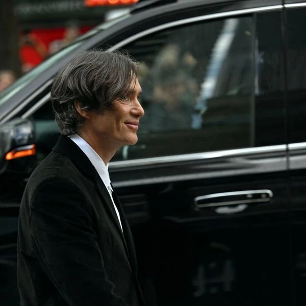 Popular photo full of fans’ love for Cillian Murphy