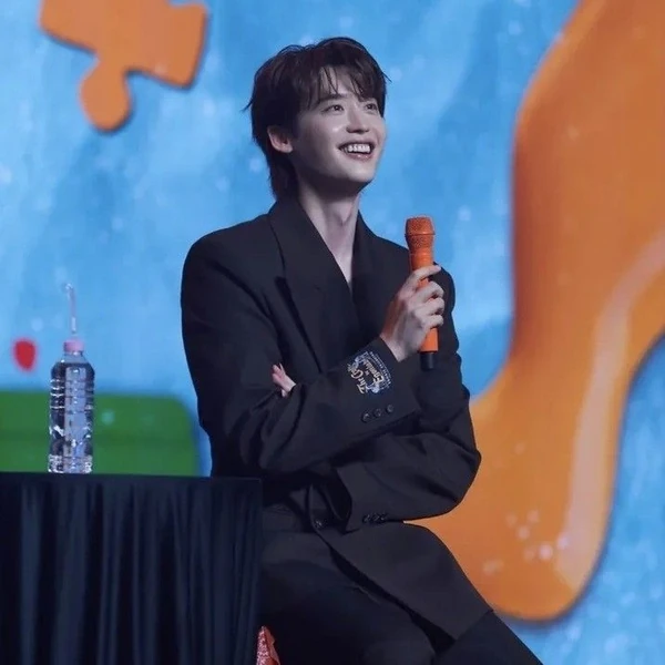 Top moment of Lee Jongsuk chosen by fans