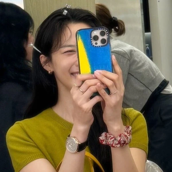 The most loved look of Lee Chungah today