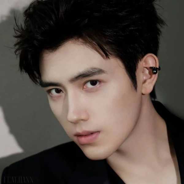 The most loved look of Arthur Chen today