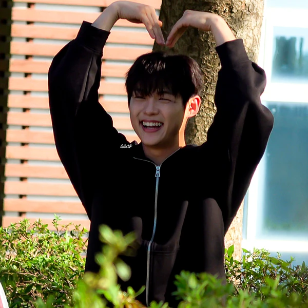 The most loved look of Choi Jaemyeong today
