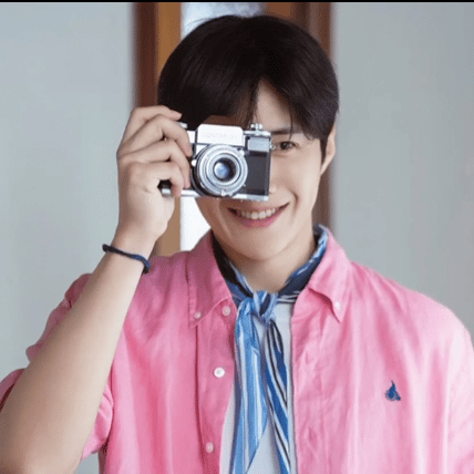 Popular profile image of Kim Seonho selected by vote