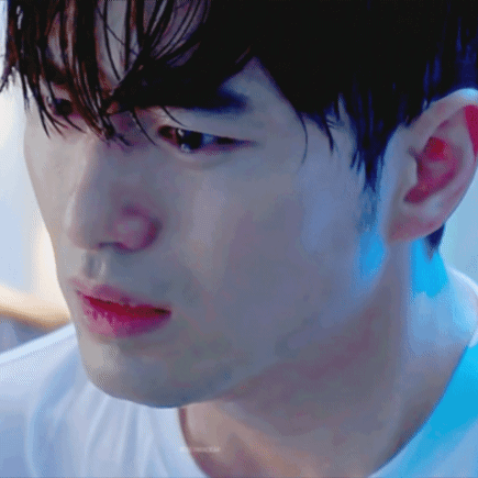 Popular photo full of fans’ love for Lee Jinwook