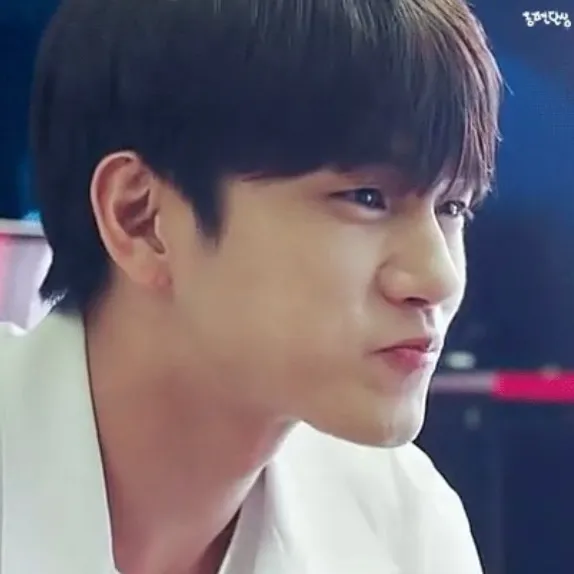 Penampilan Ong Seongwu yang paling disukai hari ini