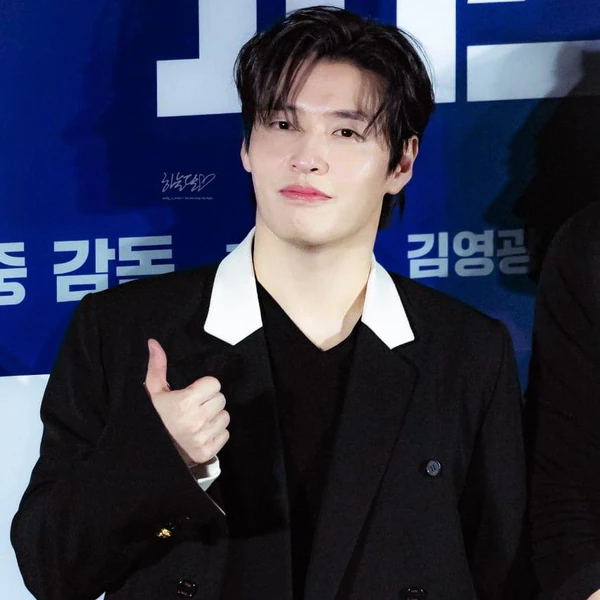 Popular photo full of fans’ love for Kang Haneul