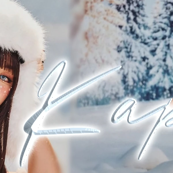 Popular photo full of fans’ love for Kapook Ploynira Hiruntaveesin
