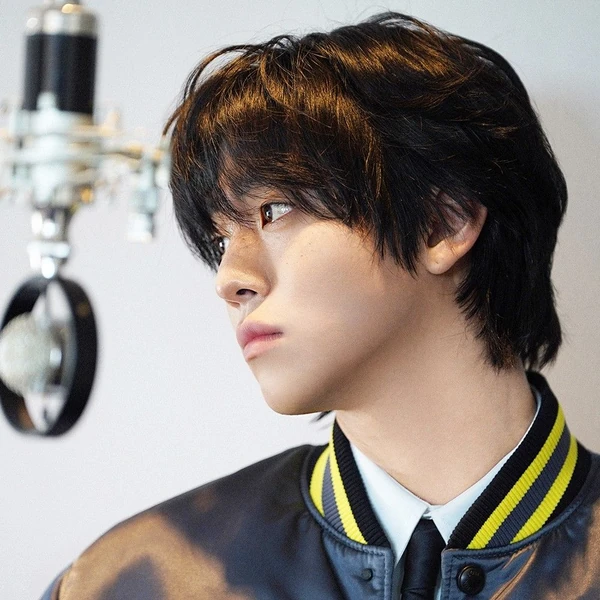 The most loved look of Ahn Hyoseop today