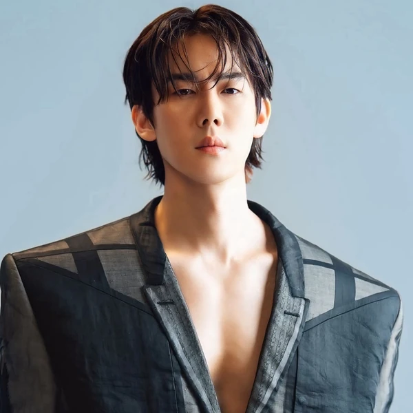 Popular photo full of fans’ love for Yoo Yeonseok
