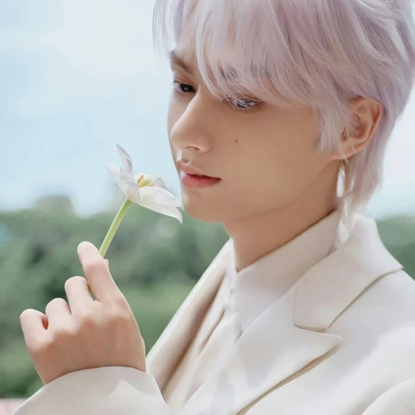 The most loved look of Wen Junhui today