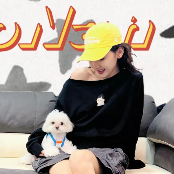 The most loved look of Zhang Ruonan today