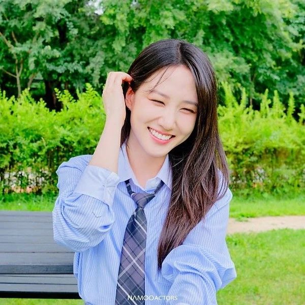 Popular photo full of fans’ love for Park Eunbin
