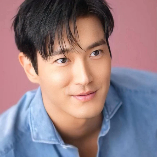 Top moment of Choi Siwon chosen by fans
