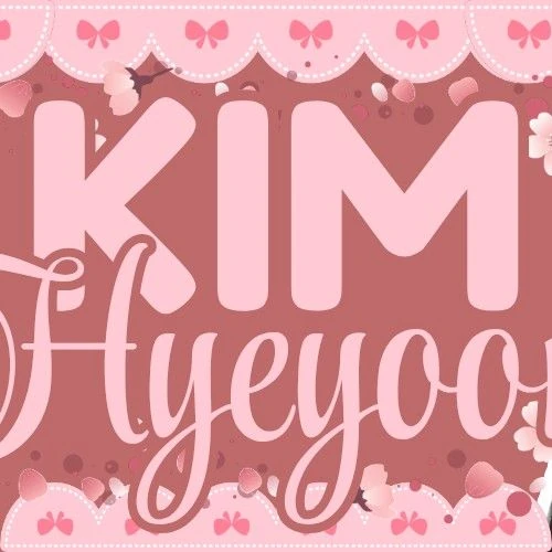 The most loved look of Kim Hyeyoon today