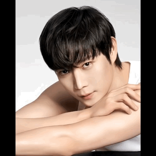 Today’s standout profile photo of Kim Youngdae on Choeaedol Celeb
