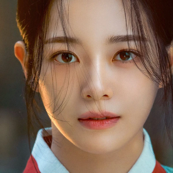 The most loved look of Kim Sejeong today