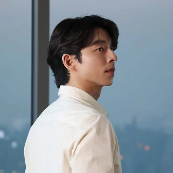 Popular photo full of fans’ love for Gong Yoo