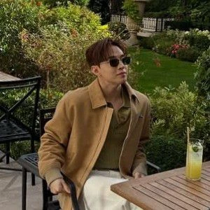 The most loved look of Henry today
