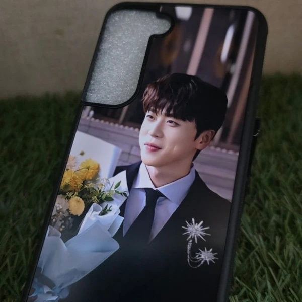 Popular photo full of fans’ love for Namgung Jin