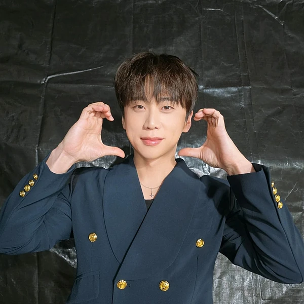 The most loved look of Namgung Jin today