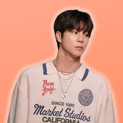 Popular photo full of fans’ love for Jeong Dongwon