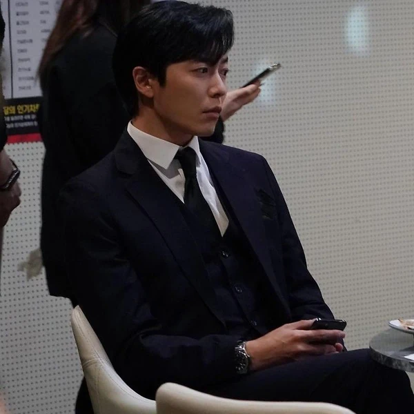 김재욱 팬심 가득한 인기 사진