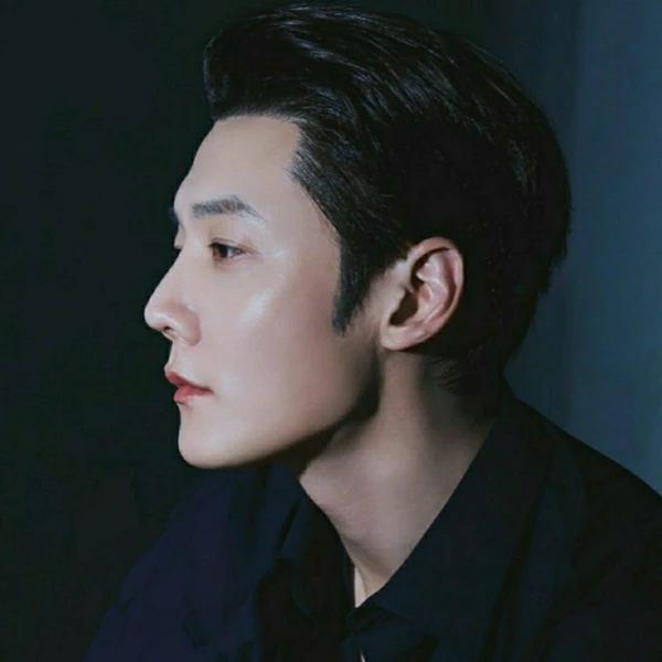 Popular photo full of fans’ love for Choi Jinhyuk